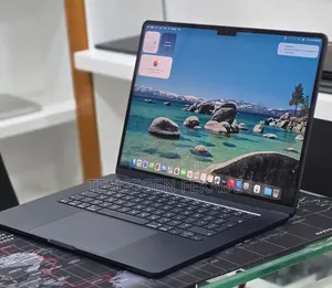 New Laptop Apple MacBook Air 2025 M4 16GB Apple M4 SSD 256GB