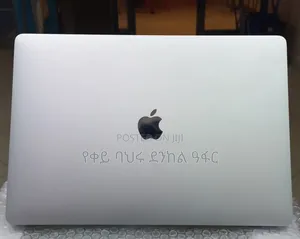 New Laptop Apple MacBook Pro 2018 16GB Intel Core i7 SSD 256GB