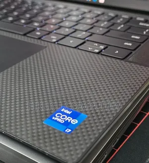 New Laptop Dell Precision 5560 16GB Intel Core i7 SSD 512GB