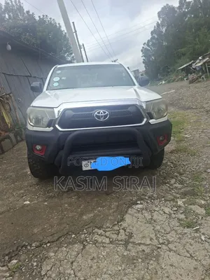 Toyota Tacoma 2015 White