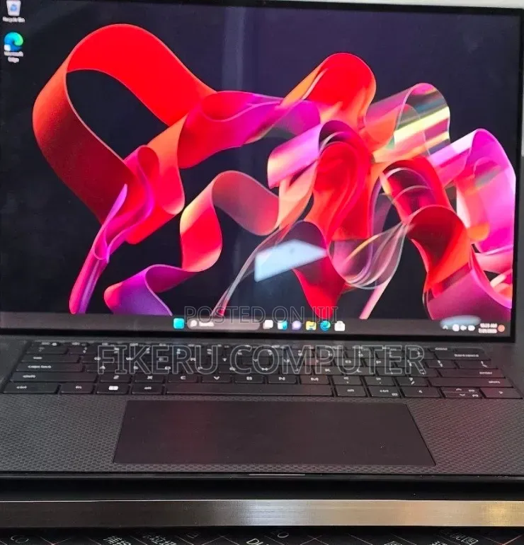 New Laptop Dell Precision 5560 16GB Intel Core i7 SSD 512GB