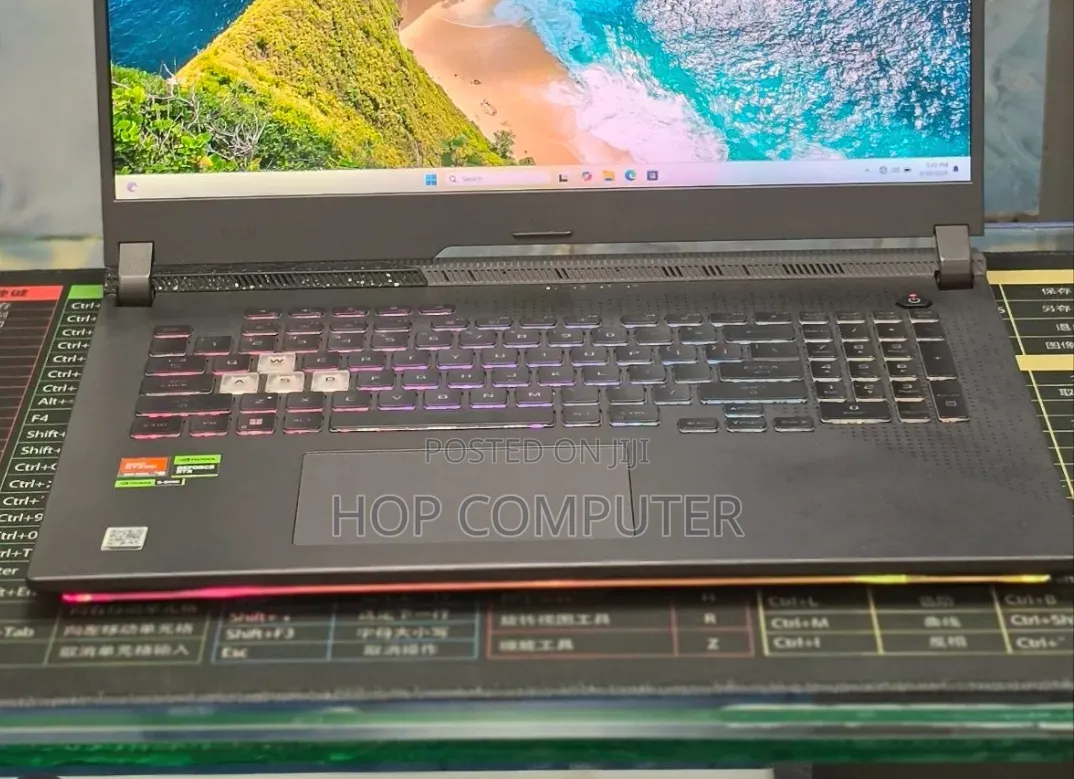 New Laptop Asus ROG Strix G17 16GB AMD Ryzen 9 SSD 1T