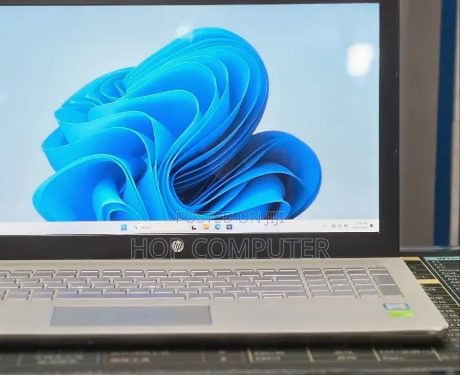 New Laptop HP Pavilion 15 16GB Intel Core i7 HDD 1T