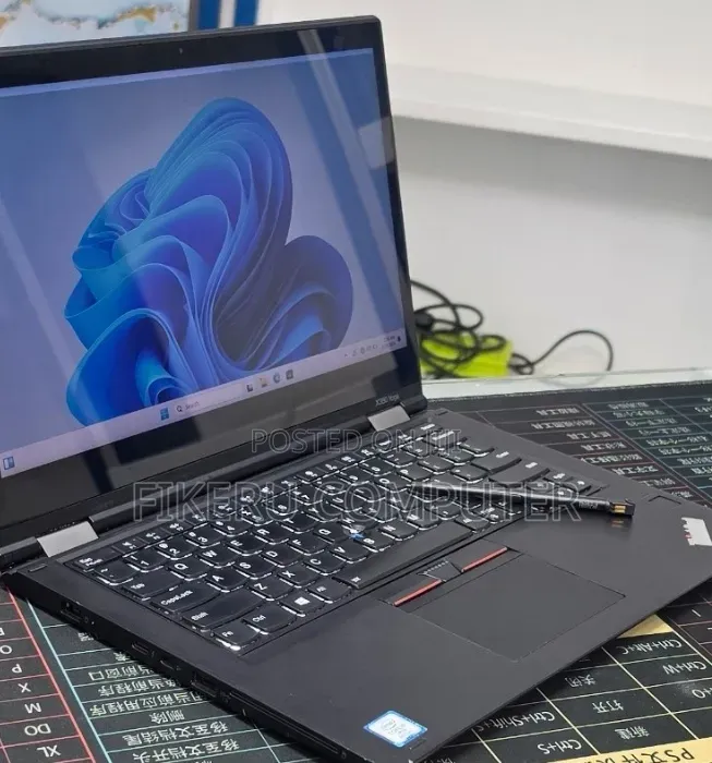 New Laptop Lenovo ThinkPad X380 Yoga 16GB Intel Core i5 SSD 256GB