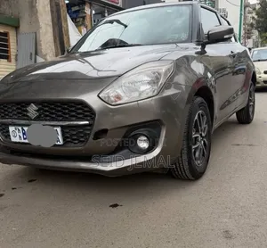 Suzuki Swift 2021 Gray