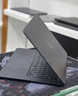 New Laptop Apple MacBook Air 2025 M4 16GB Apple M4 SSD 256GB