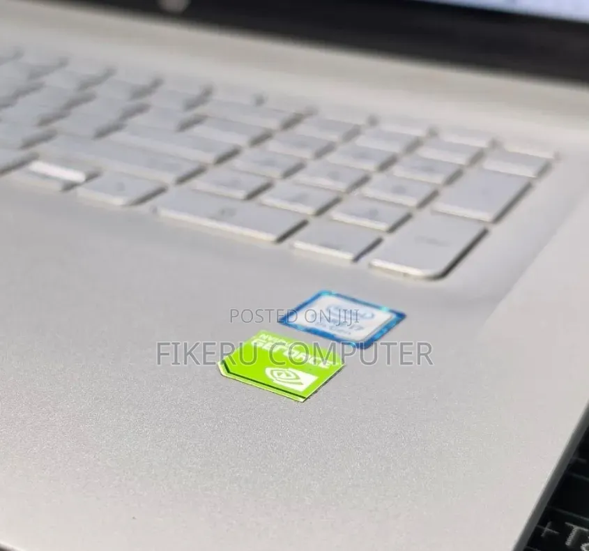 New Laptop HP Envy 13 16GB Intel Core i7 HDD 1T