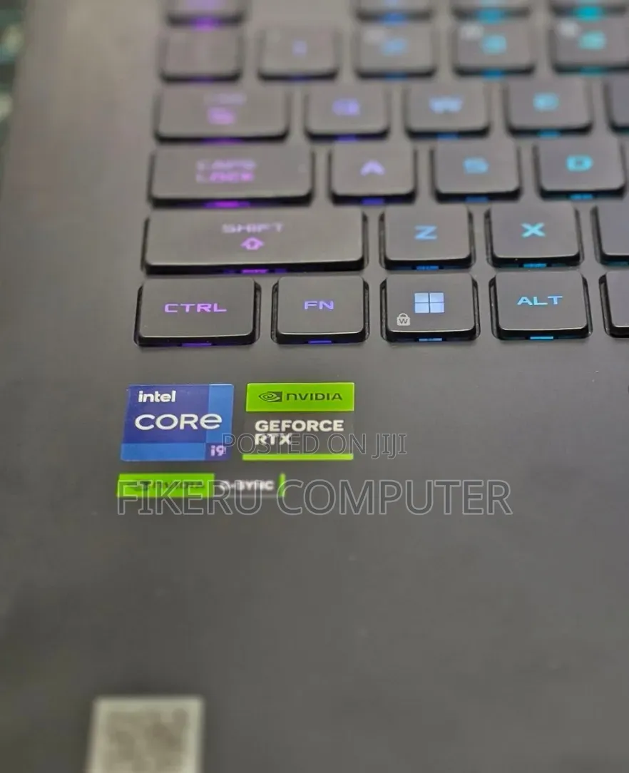 New Laptop Asus ROG Strix G16 G614 16GB Intel Core i9 SSD 1T
