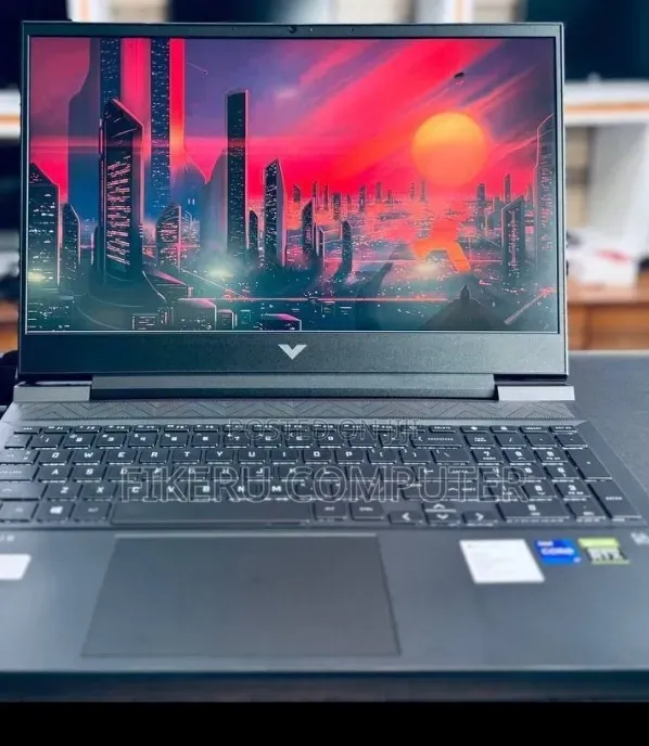 New Laptop HP Victus 15 16GB Intel Core i7 SSD 512GB