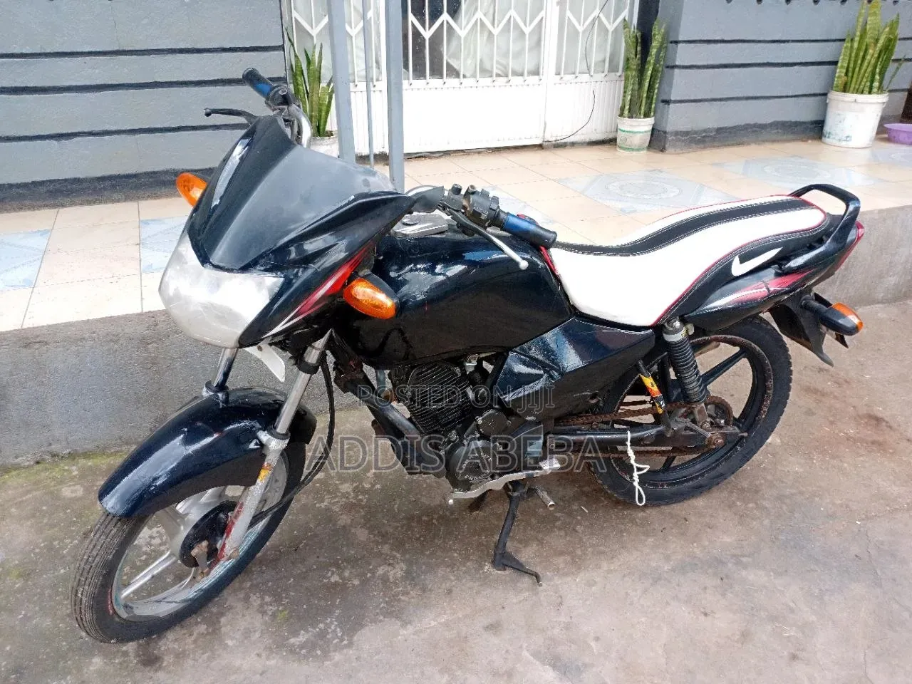 TVS 2015 Black