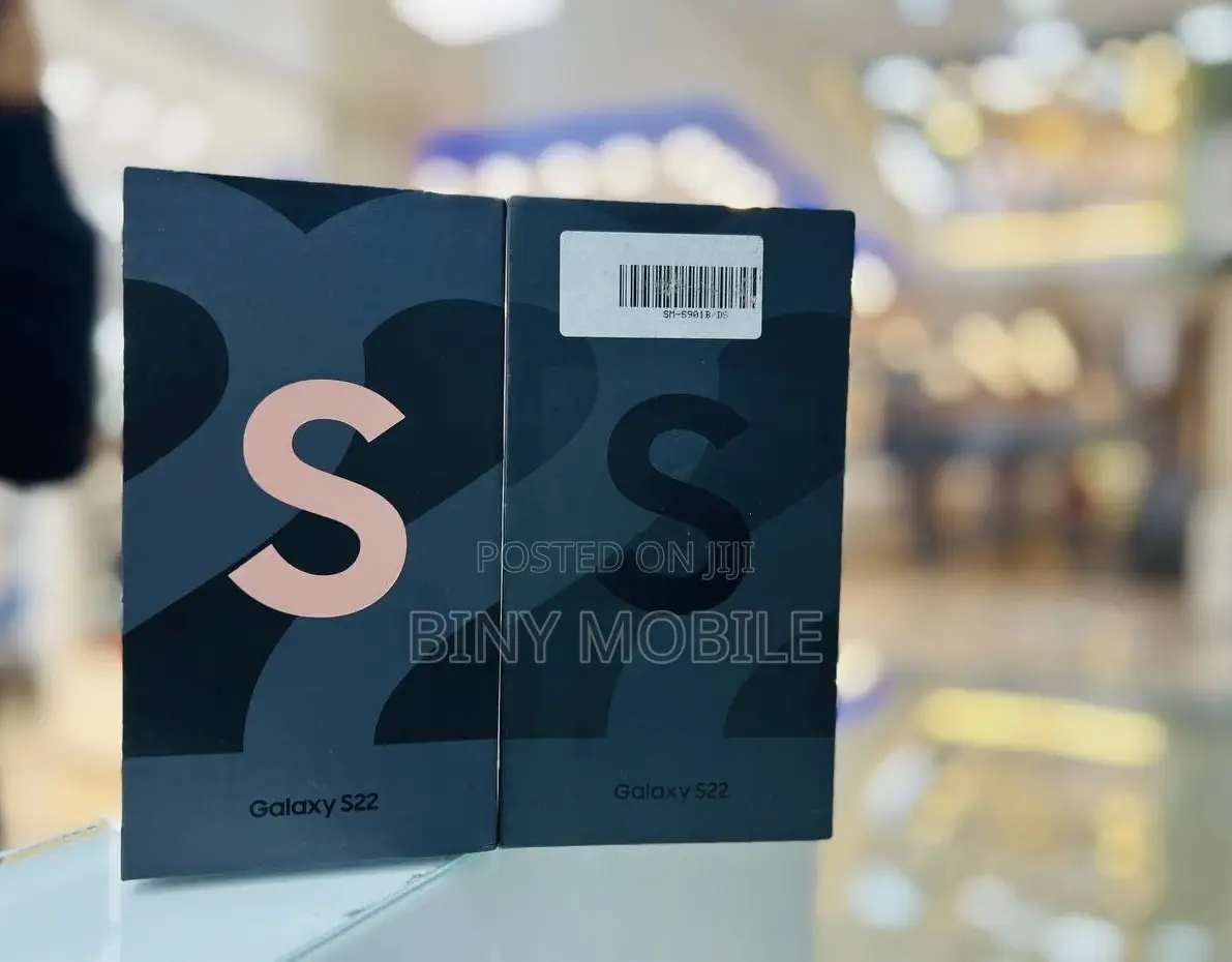 New Samsung Galaxy S22 5G 256 GB Black