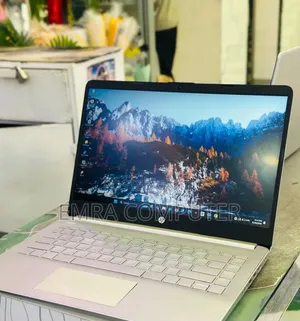 New Laptop HP 8GB AMD Ryzen 3 SSD 256GB