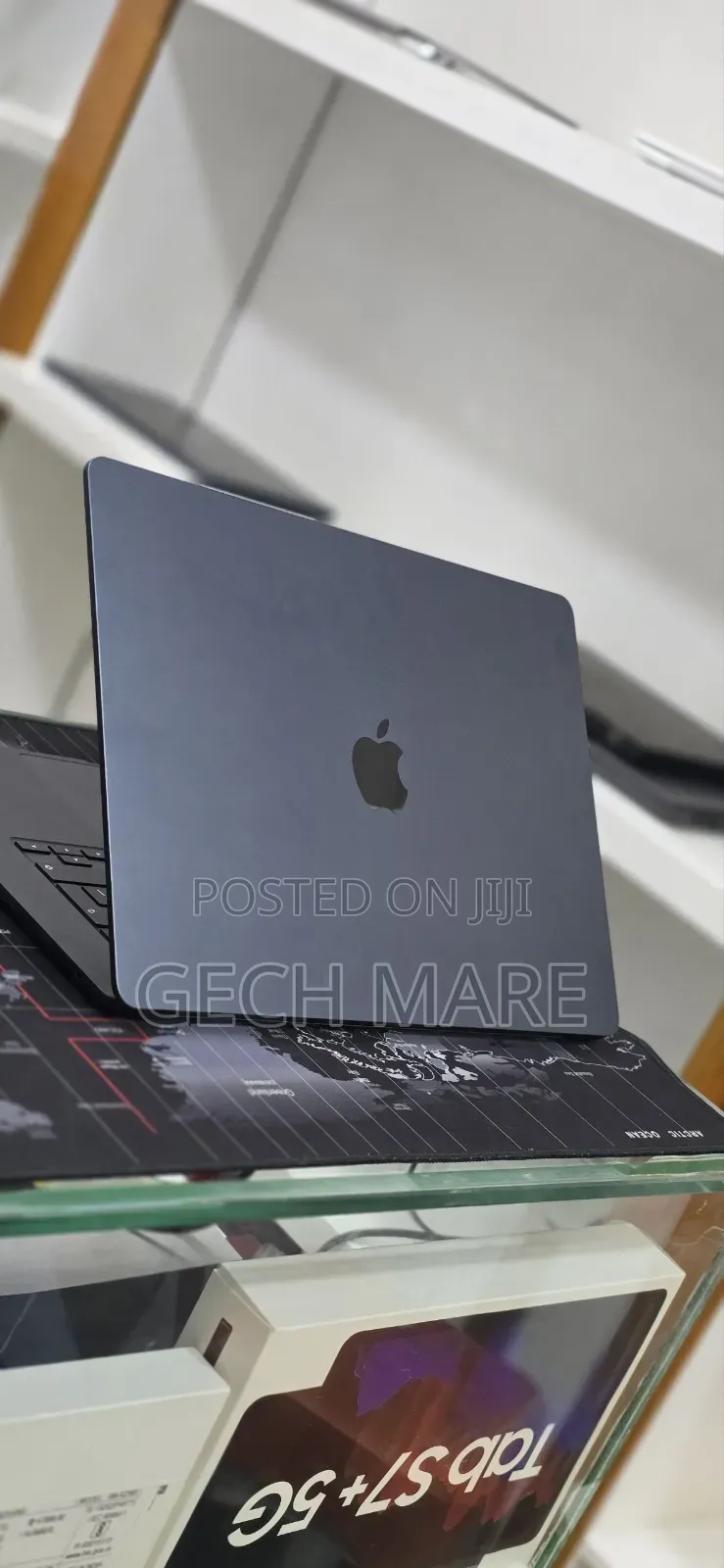 New Laptop Apple MacBook Air 2025 M4 16GB Intel SSD 256GB