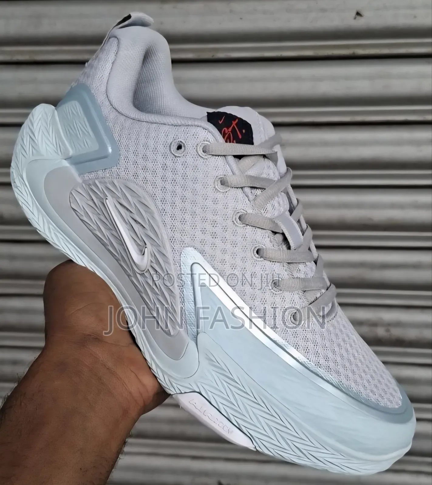 Nike Streetball Charge