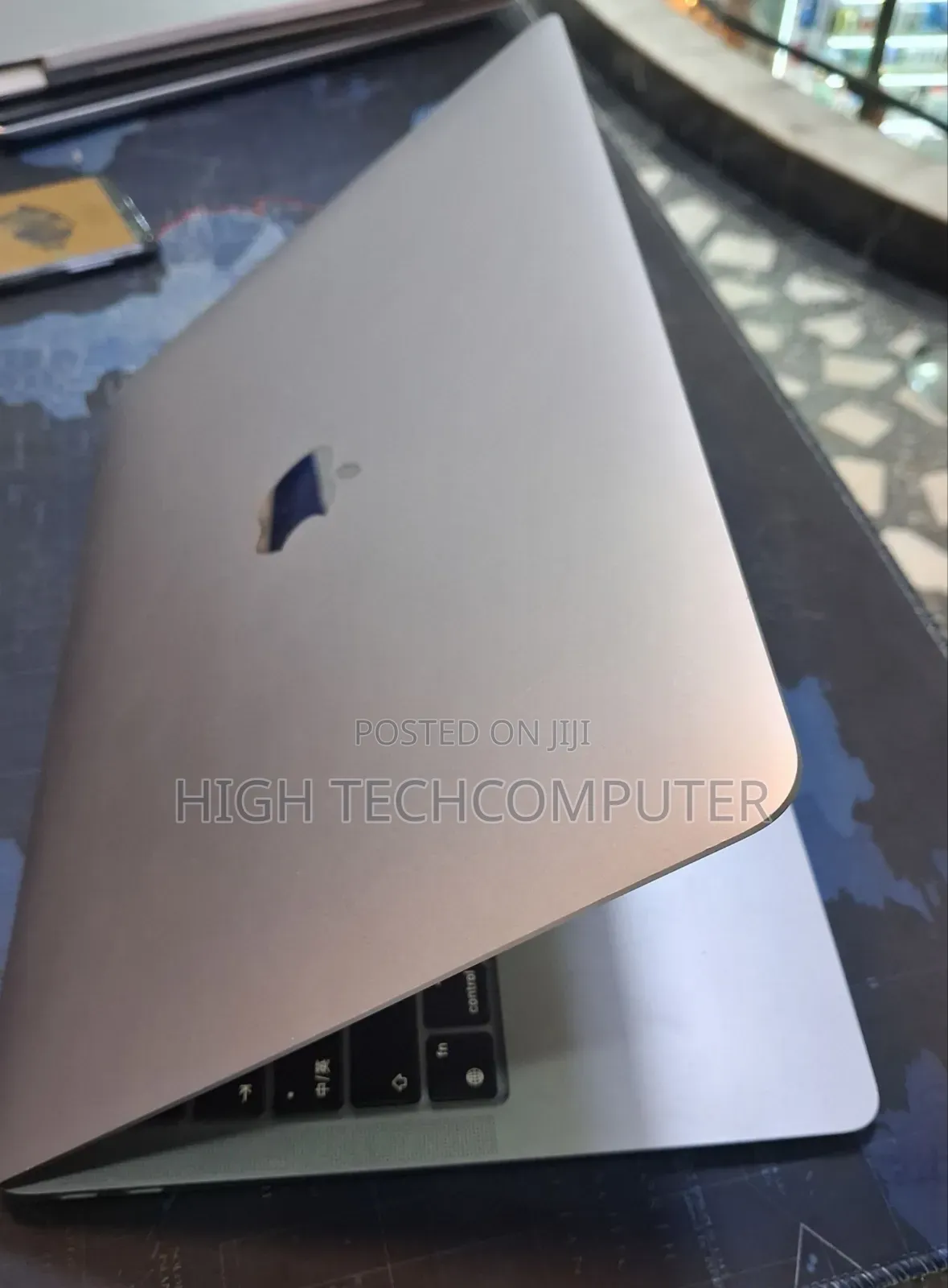 New Laptop Apple MacBook Air 2020 M1 8GB Apple M1 SSD 256GB