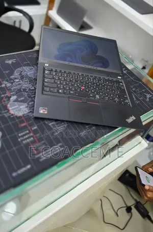 New Laptop Lenovo 16GB AMD Ryzen 5 SSD 512GB