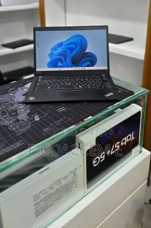 New Laptop Lenovo 16GB AMD Ryzen 5 SSD 512GB