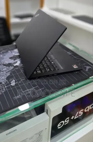 New Laptop Lenovo 16GB AMD Ryzen 5 SSD 512GB