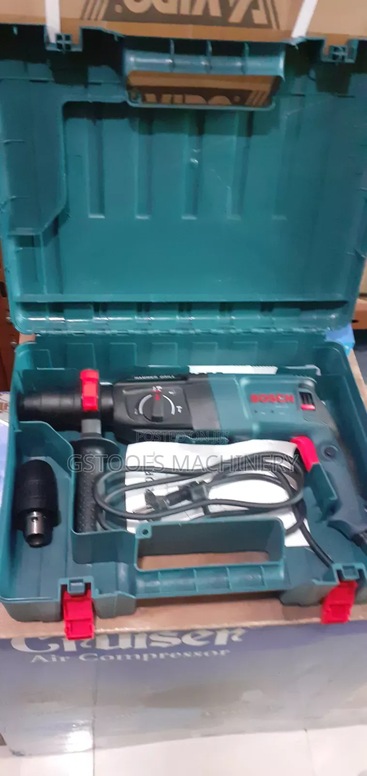 BOSCH 800w Hammer Drill