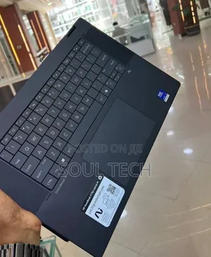 New Laptop HP OmniBook Ultra Flip 16" 16GB Intel Core Ultra 7 SSD 1T