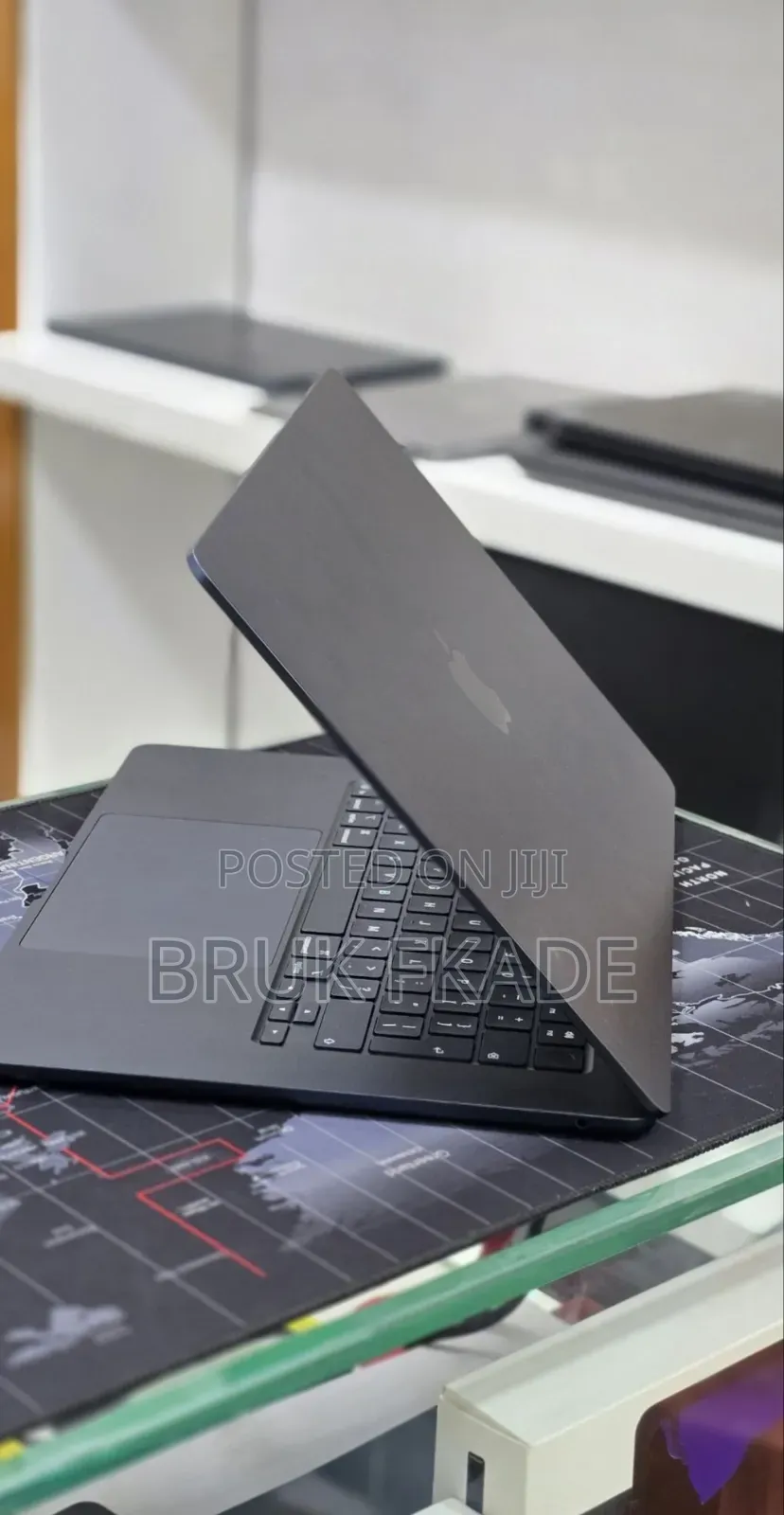 New Laptop Apple MacBook Air 2025 M4 16GB Apple M4 SSD 256GB
