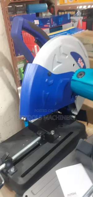 Total 2800w Sliding Meter Saw