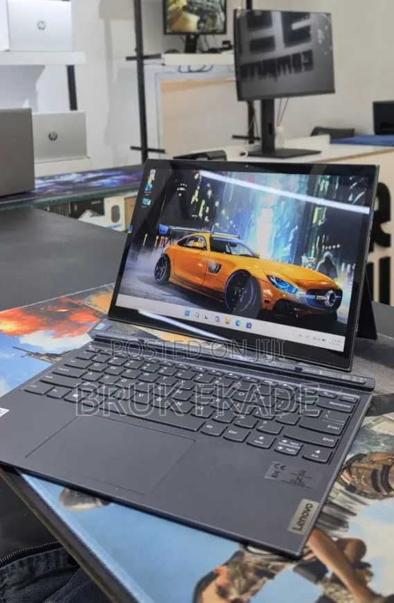 New Laptop Lenovo ThinkPad Yoga 16GB Intel Core i5 SSD 512GB