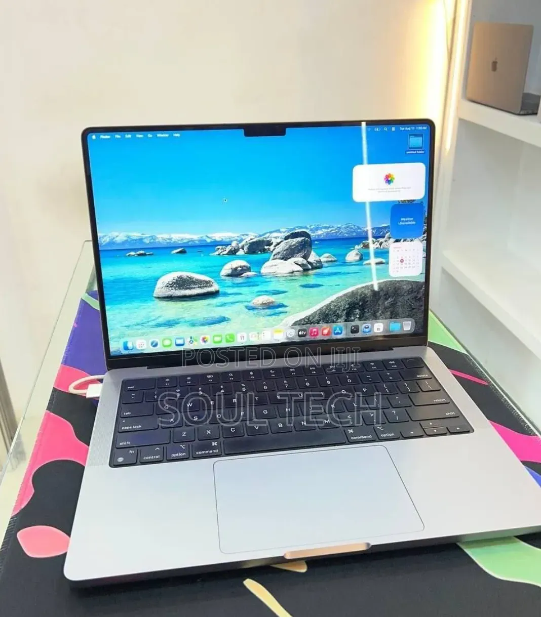 New Laptop Apple MacBook Pro 2023 M3 8GB Apple M3 SSD 512GB