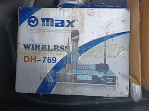 The Omax Max DH-769 Wireless Professional Microphone System