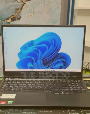 New Laptop Lenovo Legion 5 16GB AMD Ryzen 7 SSD 512GB