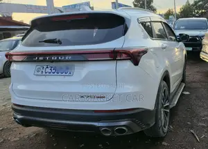Jetour X70 Plus 1.5 7-Seater FWD 2022 White