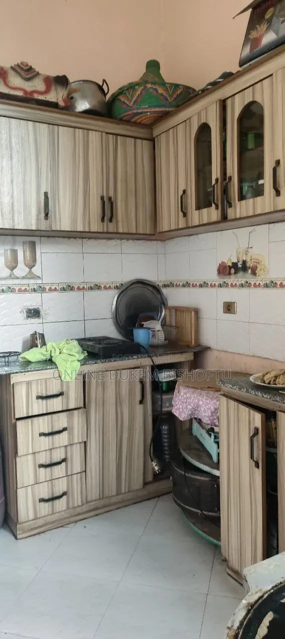 Furnished 10bdrm House in Bishoftu Dukam, Oromia-Finfinne for sale