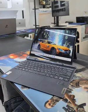New Laptop Lenovo IdeaPad Yoga 13 16GB Intel Core i5 SSD 512GB