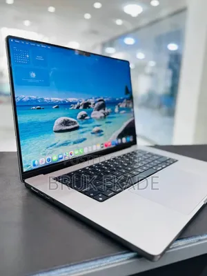 New Laptop Apple MacBook Pro 2021 M1 16GB Apple M1 Pro SSD 512GB