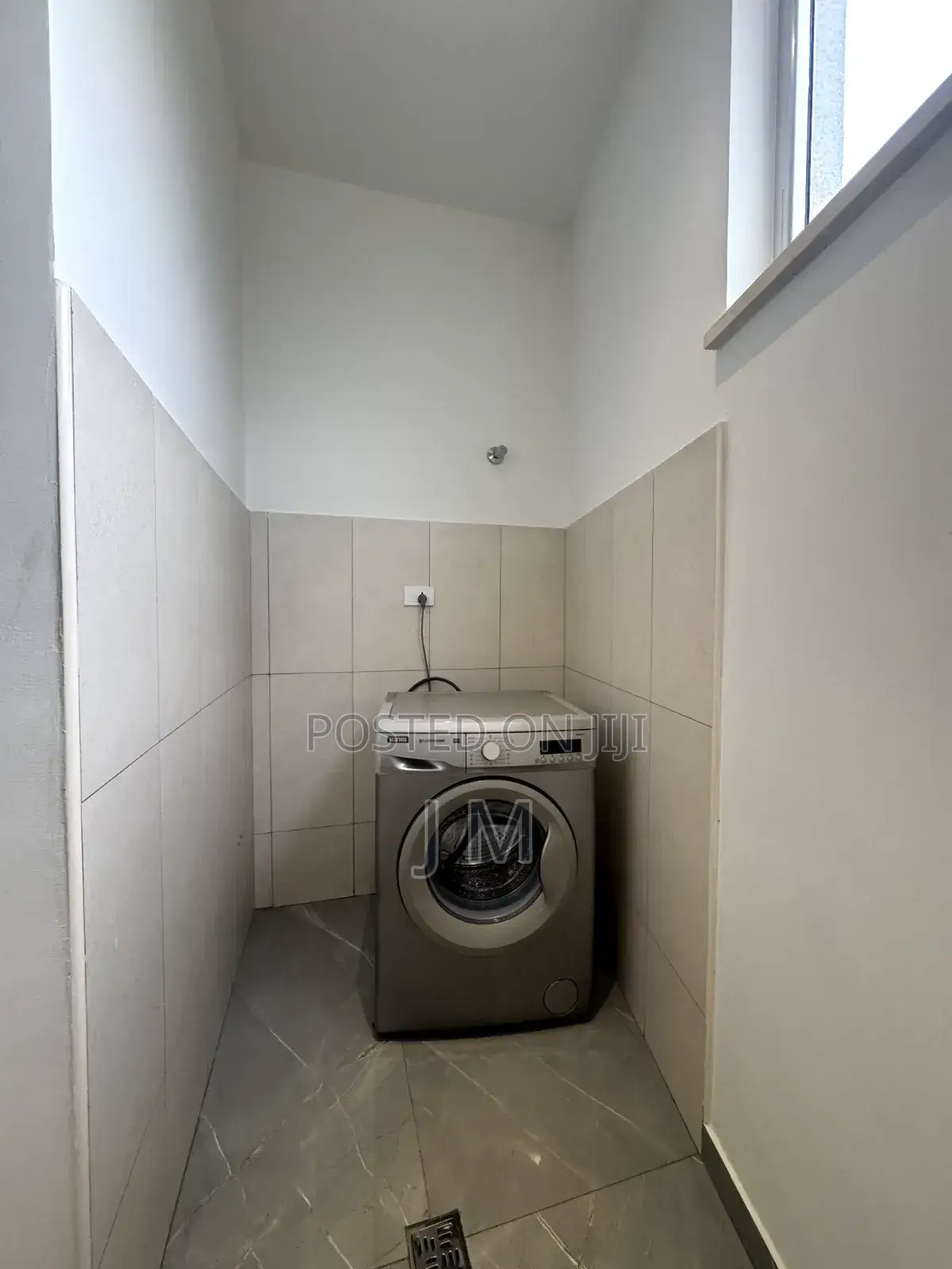Furnished 2bdrm Apartment in Bole for rent