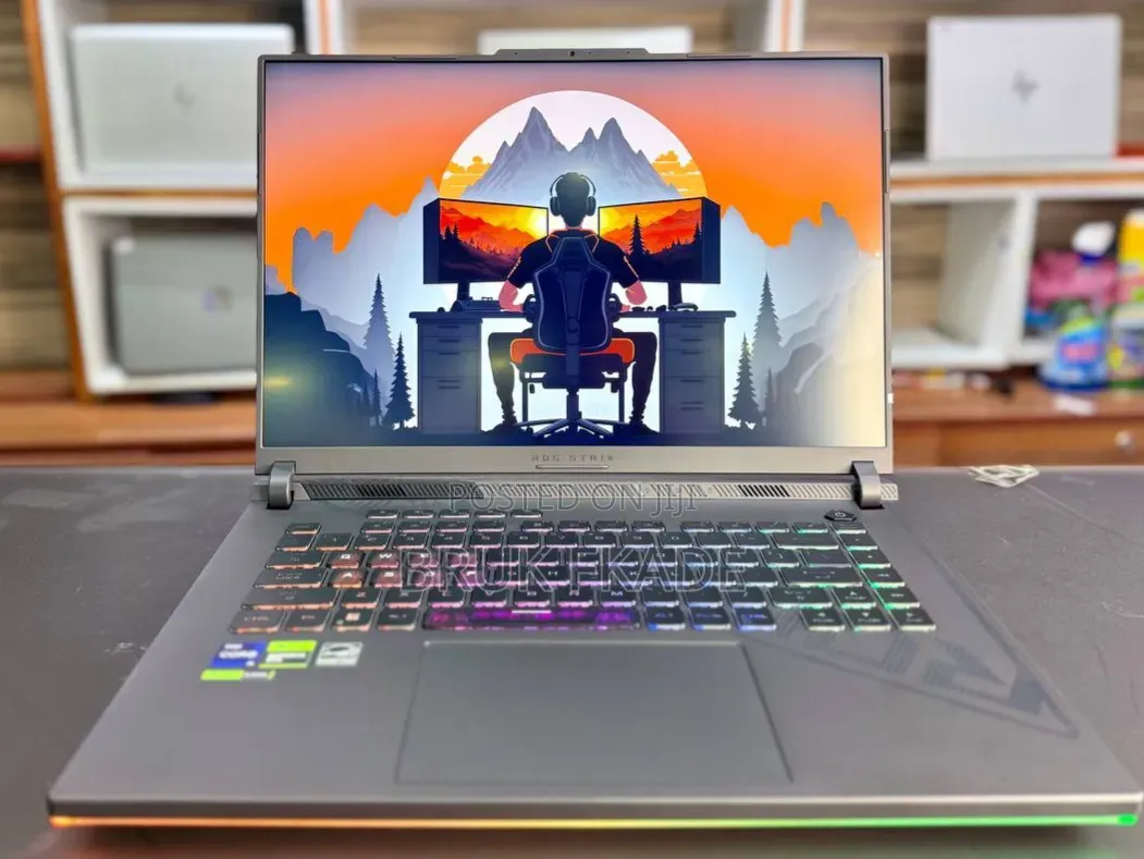 New Laptop Asus ROG Strix G15 16GB Intel Core i9 SSD 1T