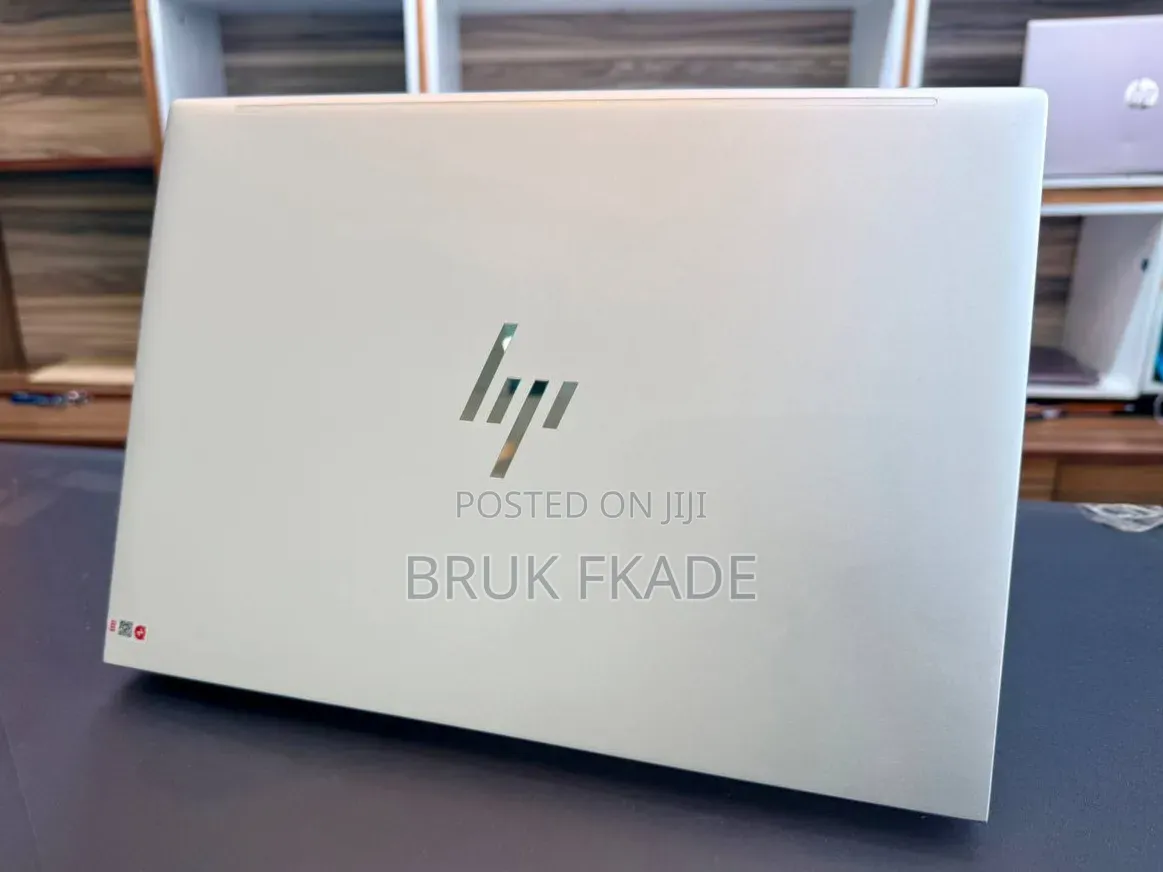 New Laptop HP EliteBook 840 G10 16GB Intel Core i5 SSD 512GB