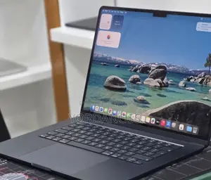 New Laptop Apple MacBook Air 2025 M4 16GB Apple M4 SSD 256GB