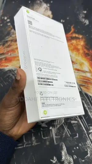 New Apple iPhone 17 Pro Max 256 GB White