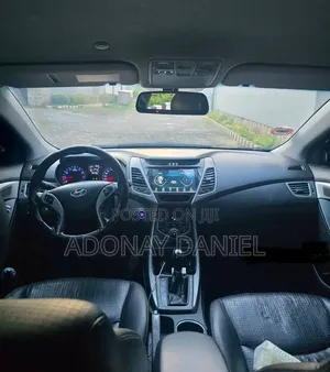 Hyundai Avante 2015 Gray
