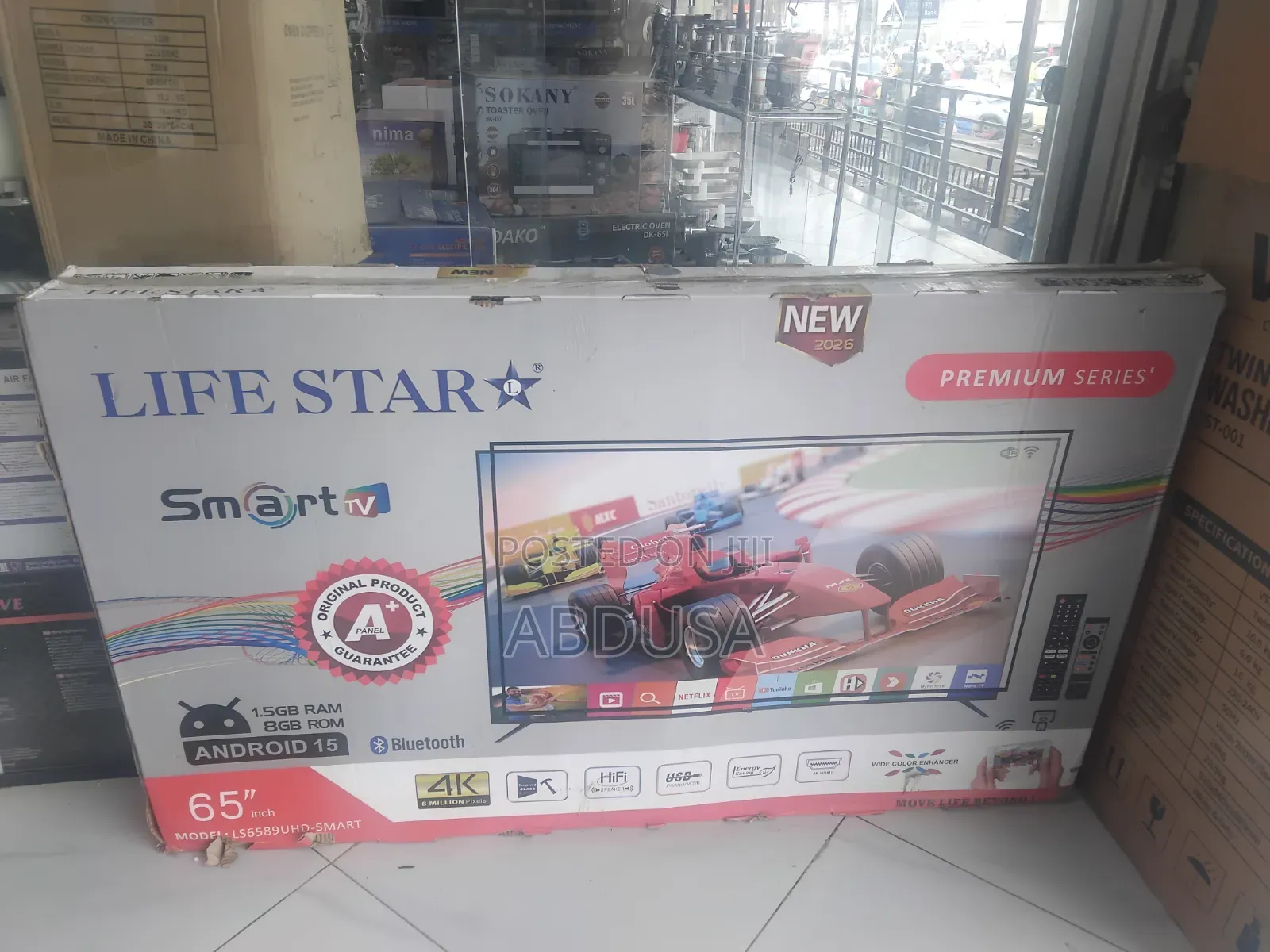 በእኛ ዘመናዊ ባለ 65 ኢንች Ultra HD ቲቪ የመጨረሻውን የሲኒማ ደስታን ተለማመዱ! የሚወዷቸውን