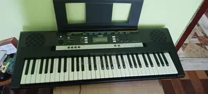Yamaha PSR E243 Keyboard