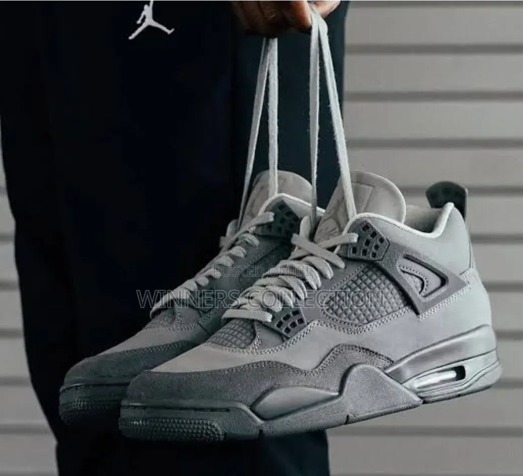 JORDAN 4 Shoe