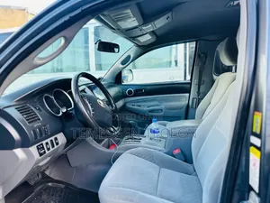 Toyota Tacoma 2008 Gray