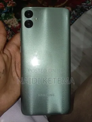 Samsung Galaxy F04 64 GB Green