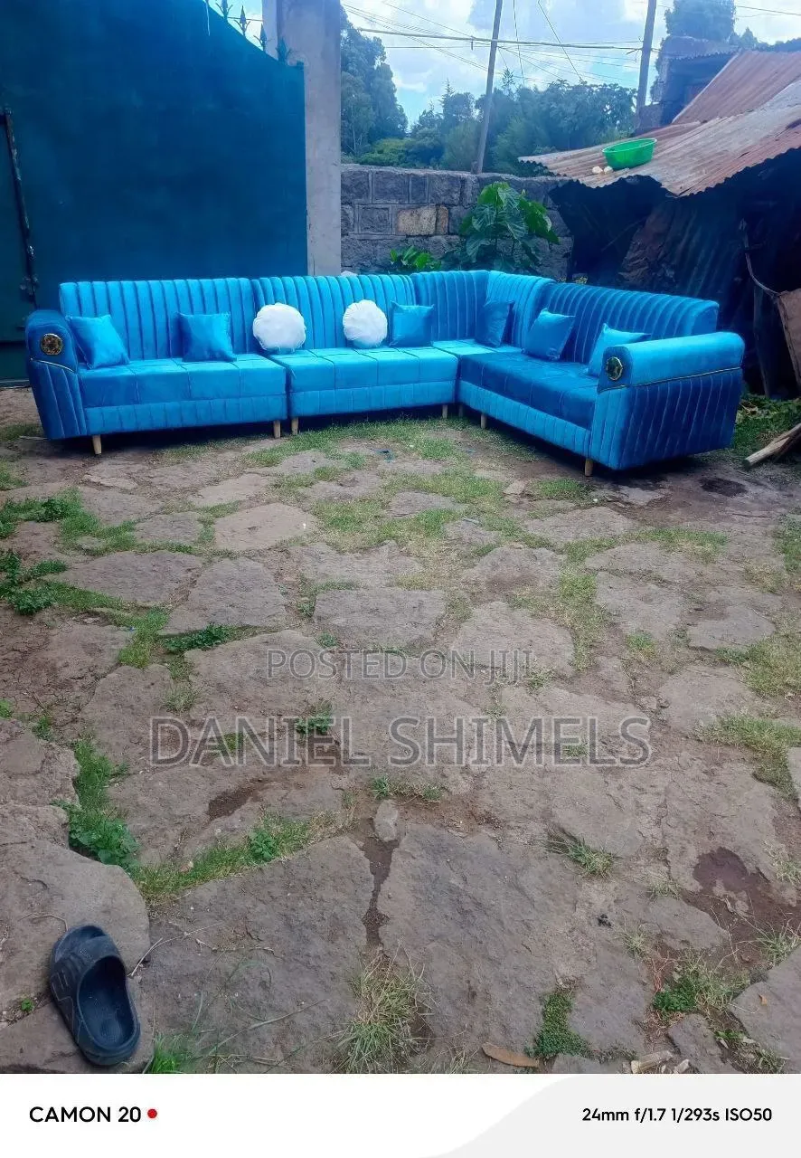 Wide Arm Sofa Design