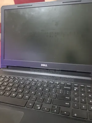 Laptop Dell Vostro 15 3510 12GB Intel Core i5 HDD 1T