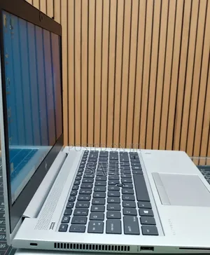 New Laptop HP EliteBook 840 G5 16GB Intel Core i7 SSD 512GB