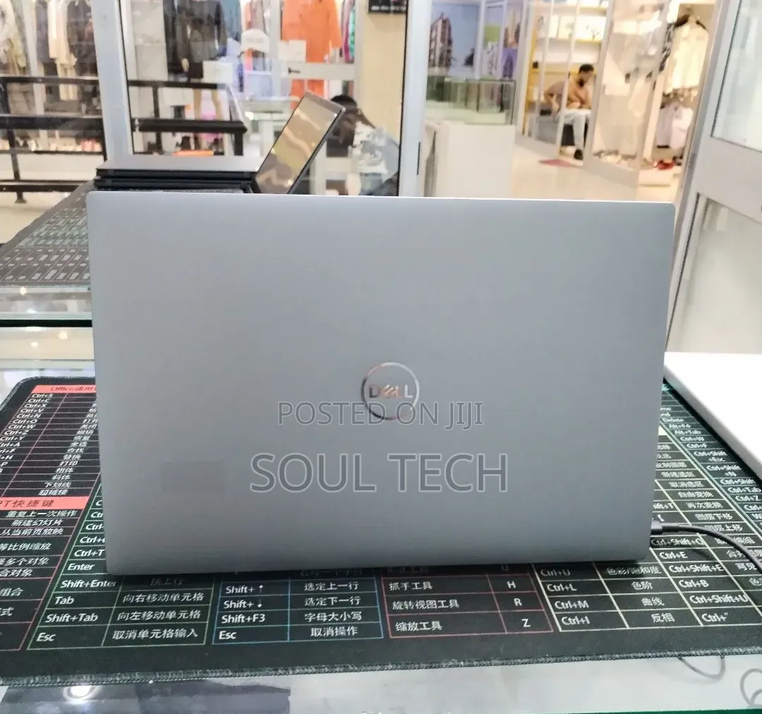 New Laptop Dell Precision 5560 16GB Intel Core i7 SSD 512GB