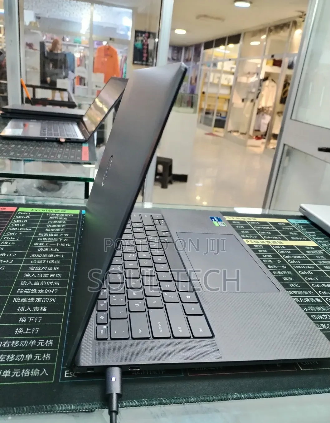 New Laptop Dell Precision 5560 16GB Intel Core i7 SSD 512GB